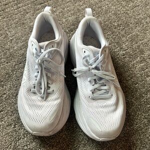 Hoka Women’s Bondi 8 -white/slight hit of blue